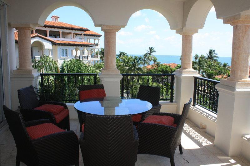 Fisher Island Club And Hotel ไมอามีบีช ร้านอาหาร รูปภาพ