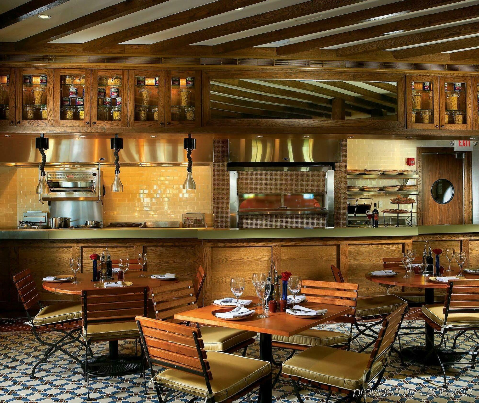 Fisher Island Club And Hotel ไมอามีบีช ร้านอาหาร รูปภาพ